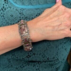 Vintage La Vintage bracelet-Pink, cranberry, lilac rhinestones in bronzed tone